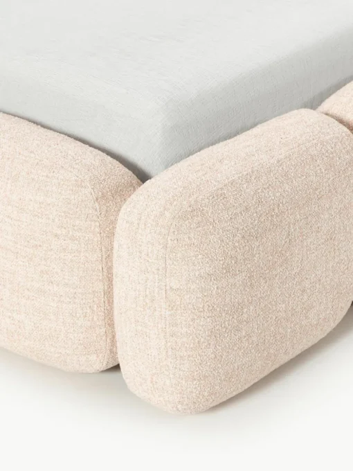 Gestoffeerd bed Tayla gemaakt van bouclé