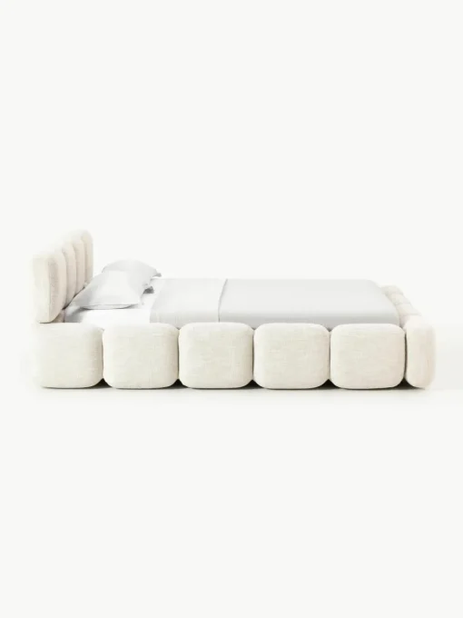Gestoffeerd bed Tayla van bouclé