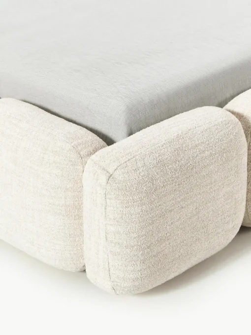 Gestoffeerd bed Tayla van bouclé met opbergruimte