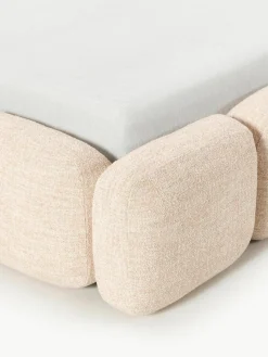 Gestoffeerd bed Tayla van bouclé