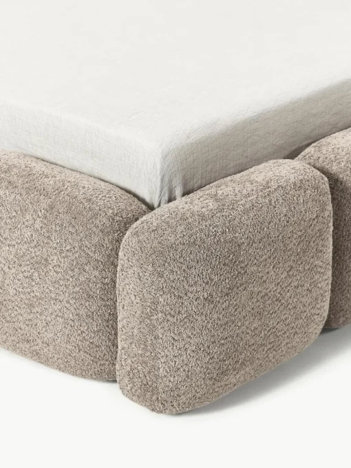 Gestoffeerd bed Tayla van teddy bouclé met opbergruimte