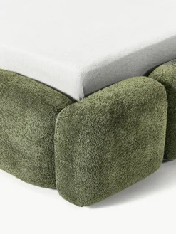 Gestoffeerd bed Tayla van teddy bouclé met opbergruimte
