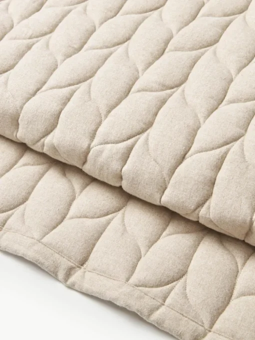 Gewatteerde flanellen bedsprei Selby met structuurpatroon