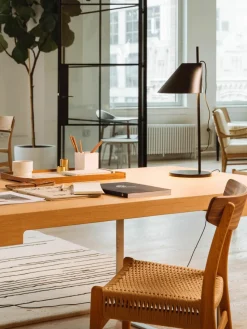 Grote dimbare LED tafellamp Yuh met timerfunctie