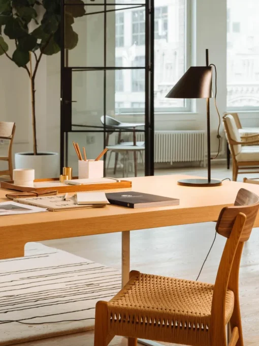 Grote dimbare LED tafellamp Yuh met timerfunctie
