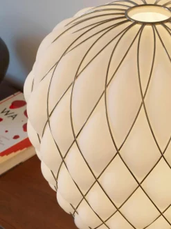 Grote dimbare tafellamp Pinecone, handgemaakt