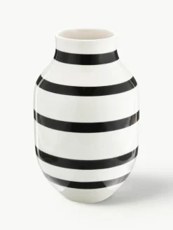 Grote handgemaakte keramische vaas Omaggio, H 31 cm