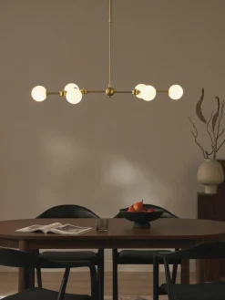 Grote hanglamp Aurelia van opaalglas