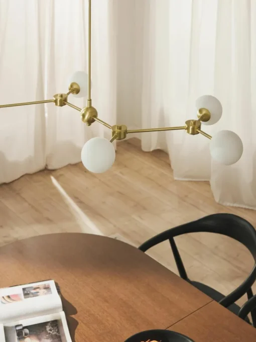 Grote hanglamp Aurelia van opaalglas