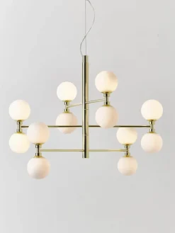 Grote hanglamp Grover met opaal glazen bollen