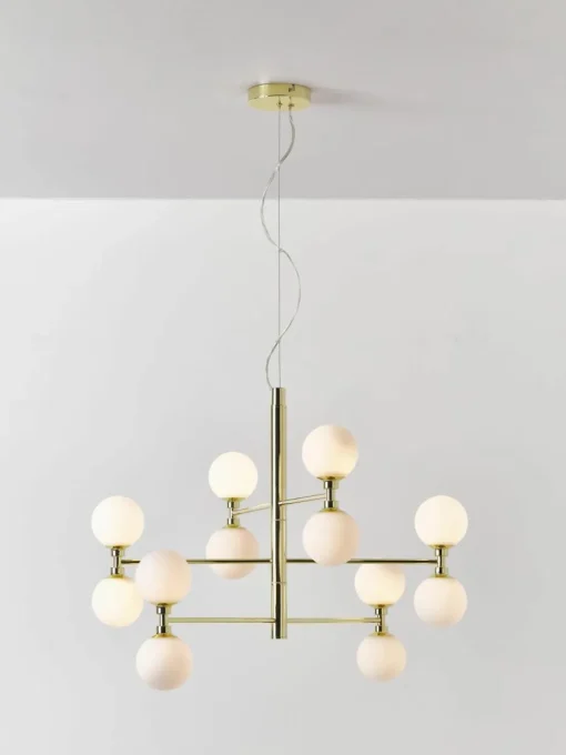 Grote hanglamp Grover met opaal glazen bollen