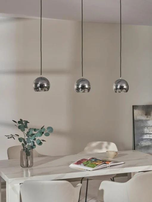 Grote hanglamp met bollen Ball