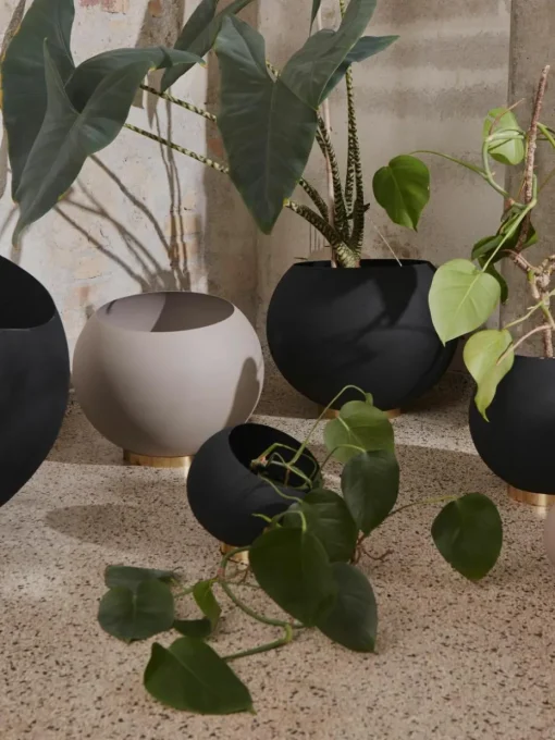 Grote plantenpot Globe van metaal