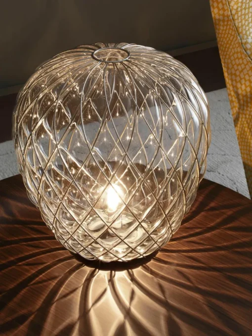Grote tafellamp Pinecone, handgemaakt