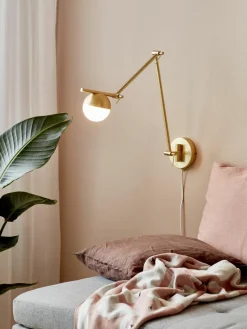 Grote wandlamp Cortina met stekker
