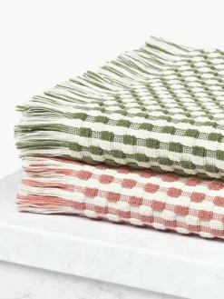 Handdoek Juniper met hoog-laag structuur, in verschillende formaten