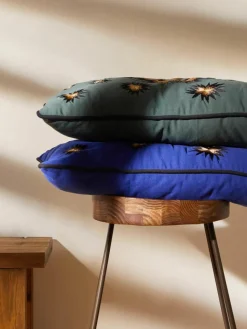 Handgeborduurde Katoenen kussenhoes Eye