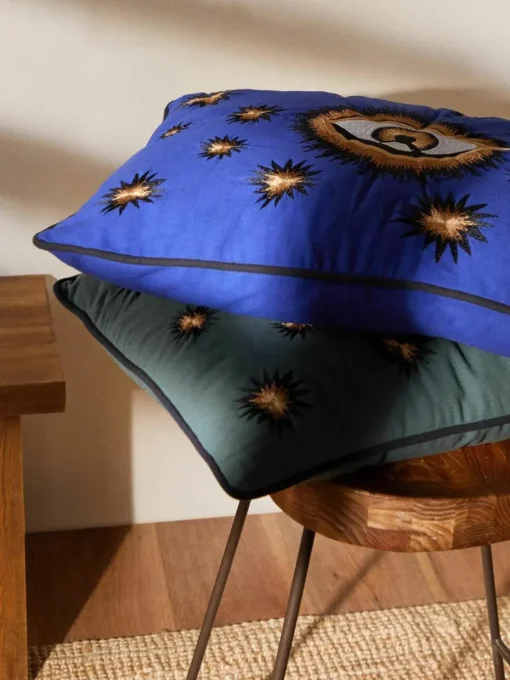 Handgeborduurde Katoenen kussenhoes Eye