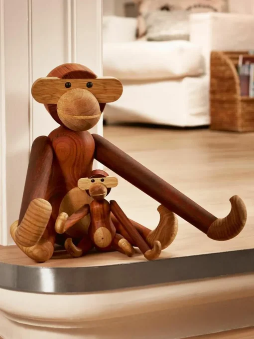 Handgemaakt decoratief object Monkey van teakhout, H 19 cm