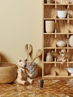 Handgemaakt decoratief object Bär van eikenhout