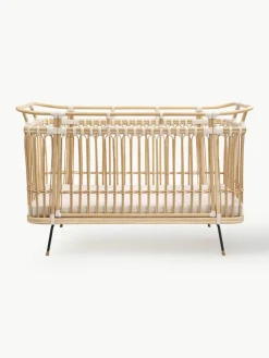 Handgemaakte babybed Paul van rotan