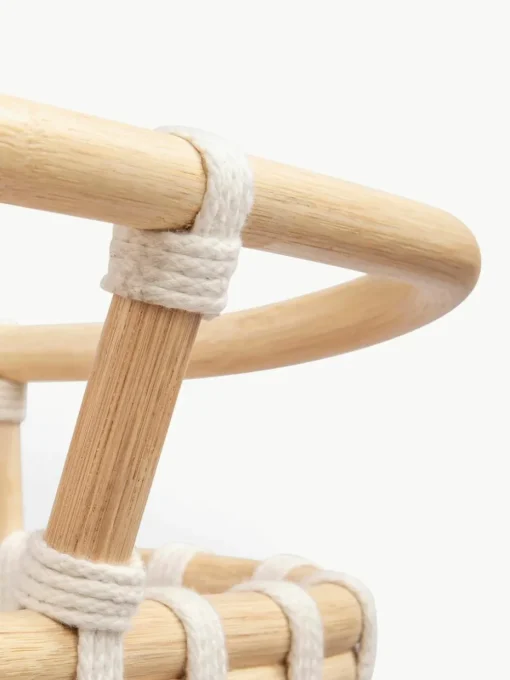 Handgemaakte babybed Paul van rotan