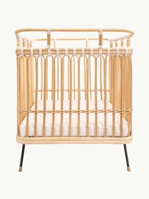 Handgemaakte babybed Paul van rotan