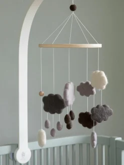 Handgemaakte babymobiel Clouds