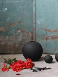 Handgemaakte bolvormige vaas Ball, Ø 10 cm
