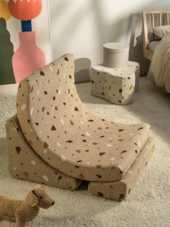 Handgemaakte bouclé kinderfauteuil Moon