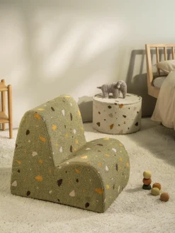 Handgemaakte bouclé kinderfauteuil Cloud