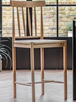 Handgemaakte eikenhouten barstoelen Eton, 2 stuks