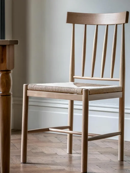Handgemaakte eikenhouten stoelen Eton, 2 stuks