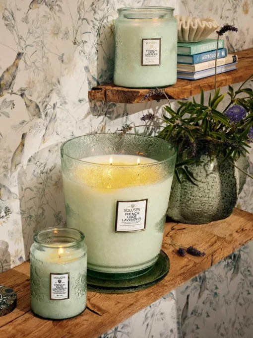 Handgemaakte geurkaars Japonica Collection (cade hout, verbena & lavendel)