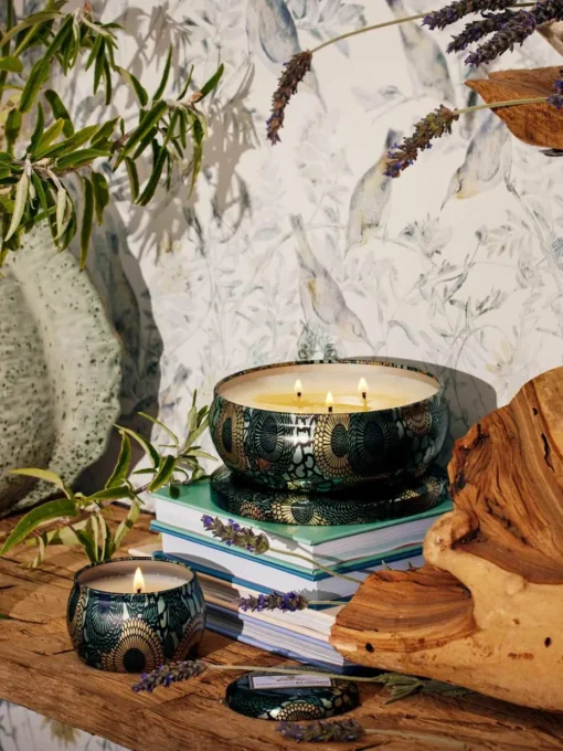 Handgemaakte geurkaars Japonica Collection (cade hout, verbena & lavendel)