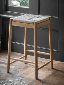 Handgemaakte hocker Eton van eikenhout