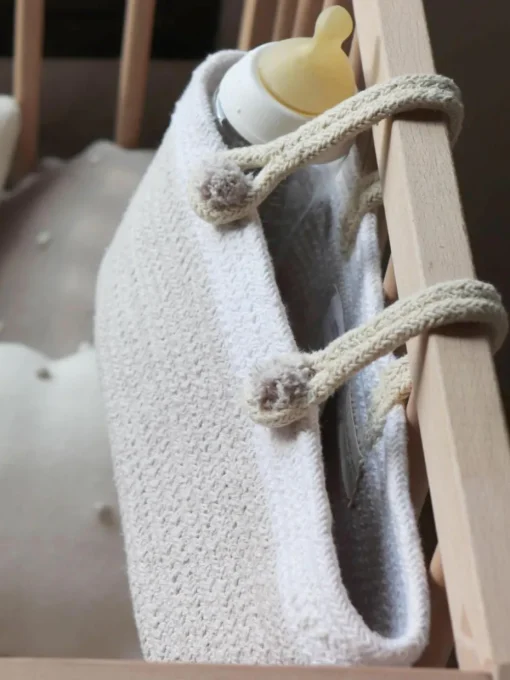 Handgemaakte kinderopbergmand Maria om op te hangen