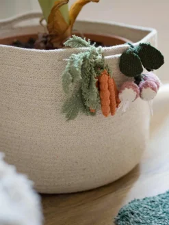 Handgemaakte kinderopbergmand Veggies