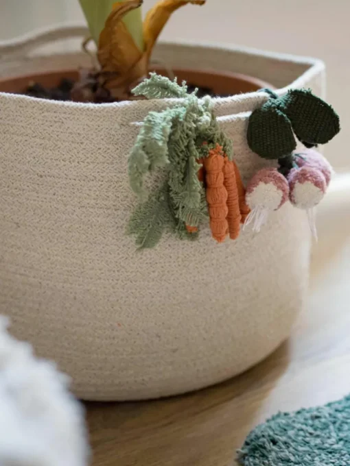 Handgemaakte kinderopbergmand Veggies