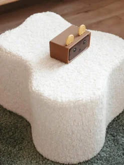 Handgemaakte kinderpoef Cloud van teddy