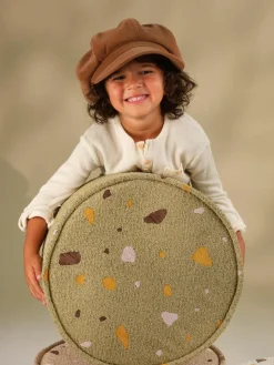 Handgemaakte kinderpoef Sugar van bouclé, Ø 40 cm