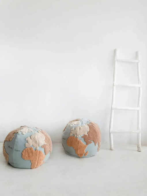 Handgemaakte kinderpoef World Map