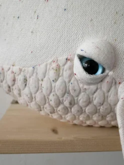 Handgemaakte knuffelkussen Beluga, in verschillende formaten
