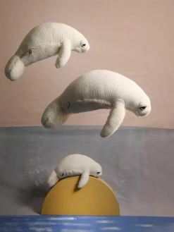 Handgemaakte knuffelkussen Manatee