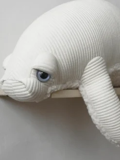 Handgemaakte knuffelkussen Manatee