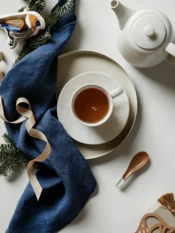 Handgemaakte koffiekopje Nordic Vanilla met schoteltje