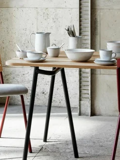 Handgemaakte koffiekopje Nordic Sand met schoteltje