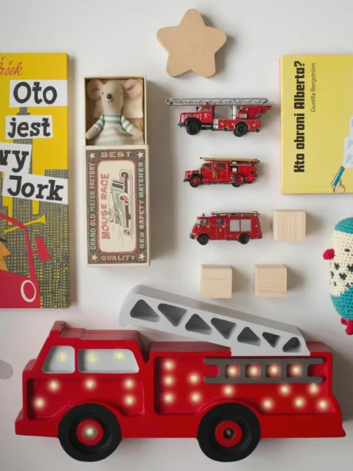 Handgemaakte LED-kinderlamp Fire Truck met timerfunctie en afstandsbediening, dimbaar