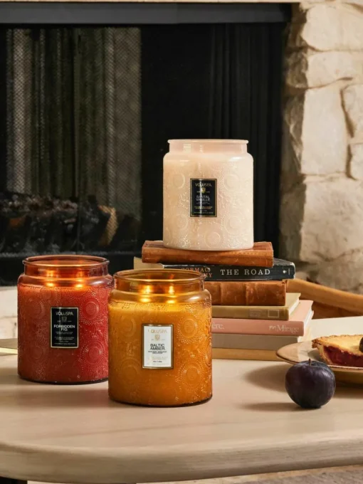 Handgemaakte 2-lonts geurkaars Japonica Collection (santal, bourbon vanilla & oud)