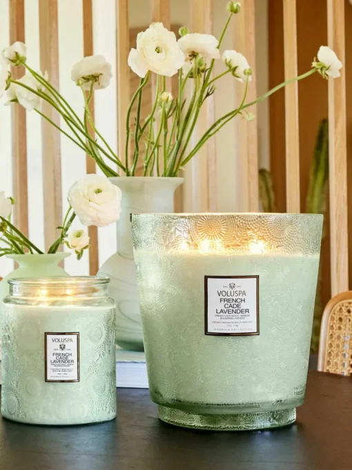Handgemaakte 5-lonts geurkaars Japonica Collection (cade hout, verbena & lavendel)